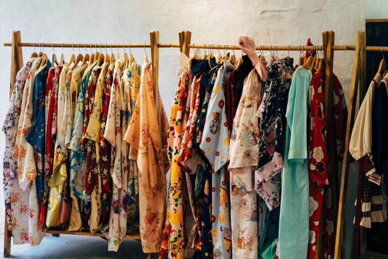 Top 10 Emerging Retail Technologies to Watch in 2024